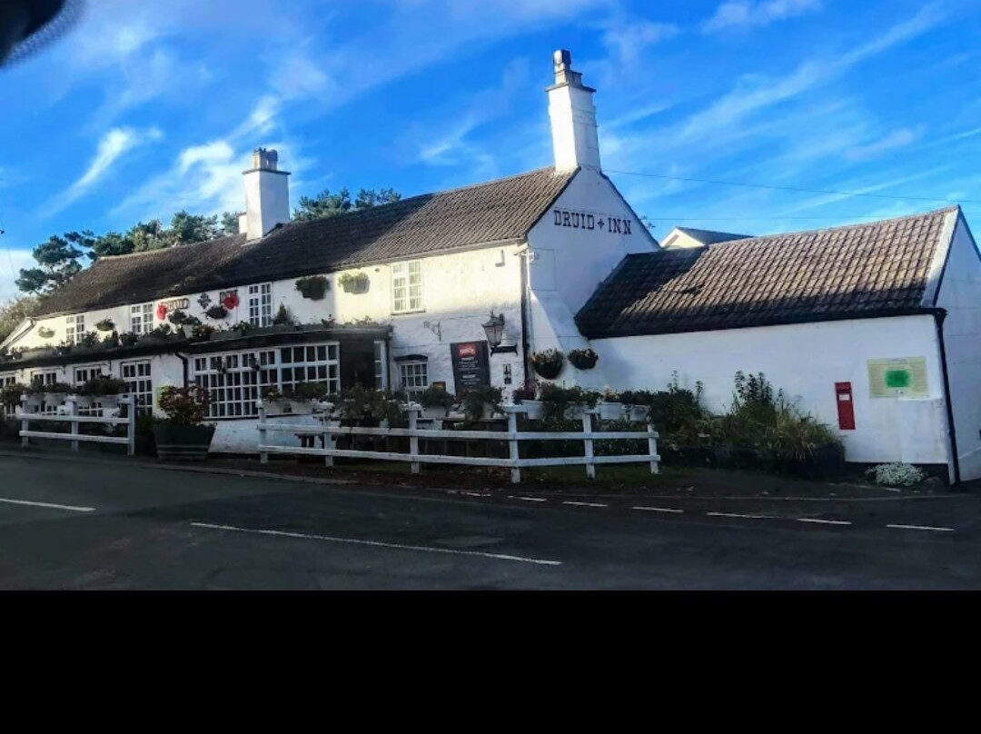 Druid Inn Gorsedd-Holywell必去景点