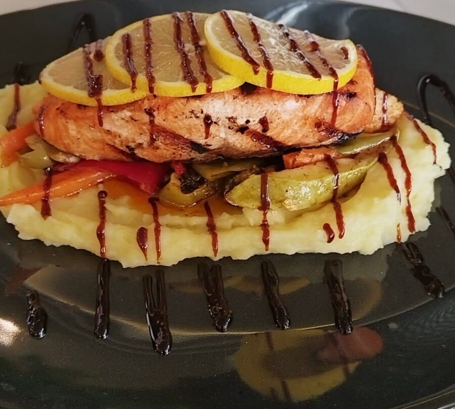 Flory Restaurant & Cafe