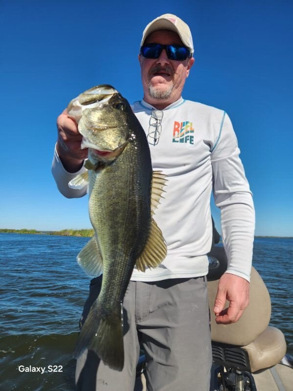 Okeechobee Bass Guide Service-奥基乔比必去景点
