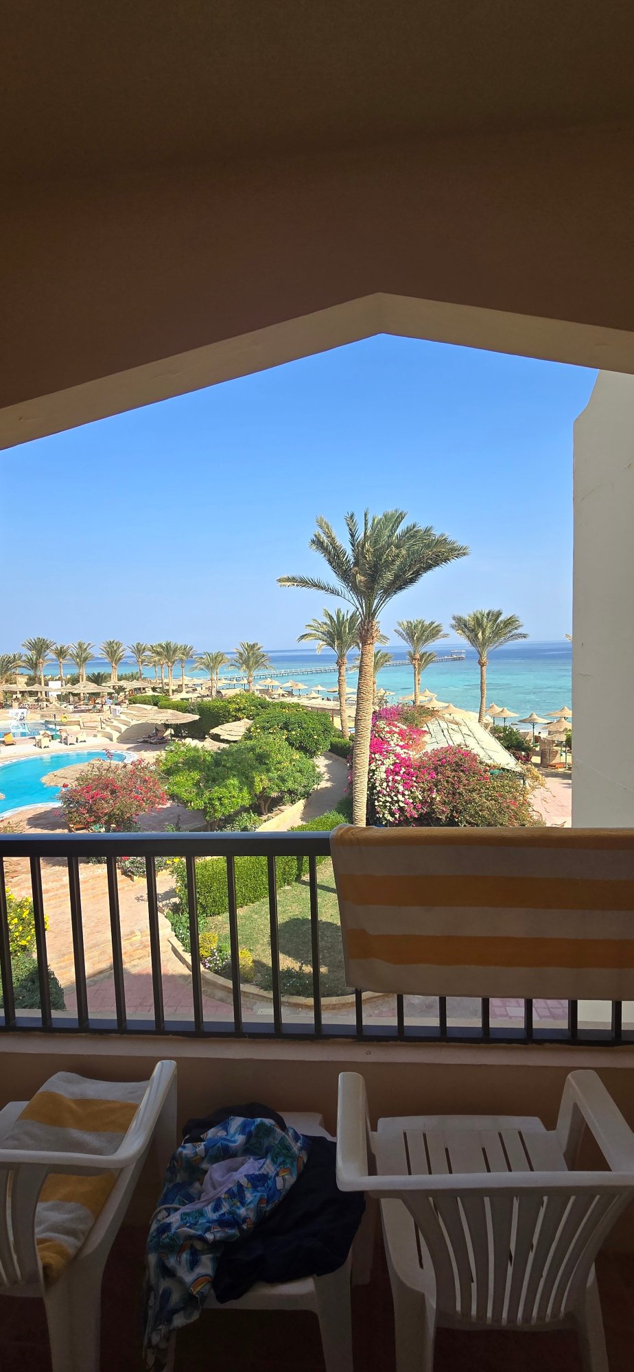 Flamenco Beach & Resort-官方