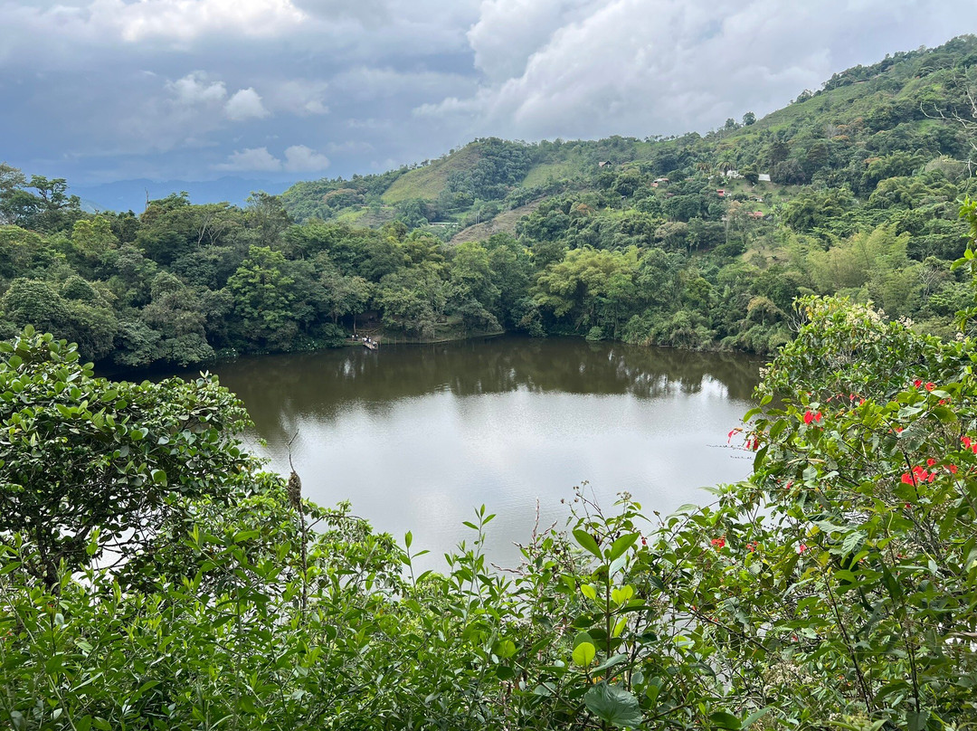 Laguna el Tabacal-La Vega必去景点