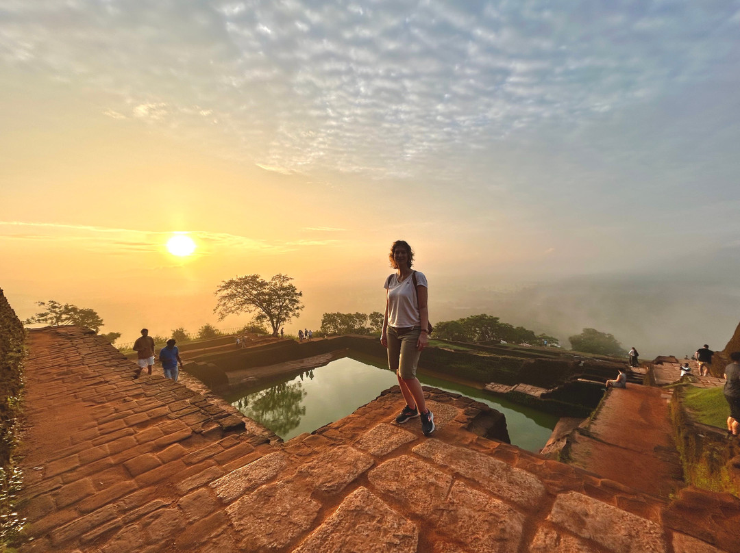 Wingsbrya Travels-Athurugiriya必去景点