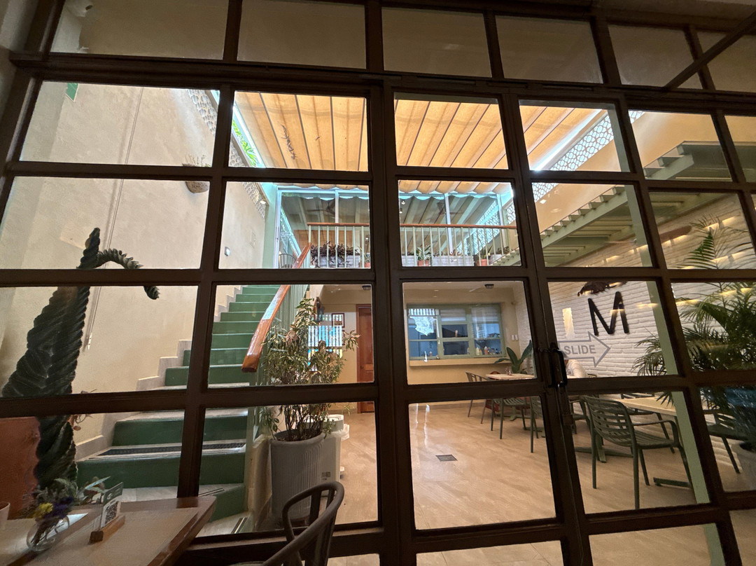 Manna Breakfast & Lunch