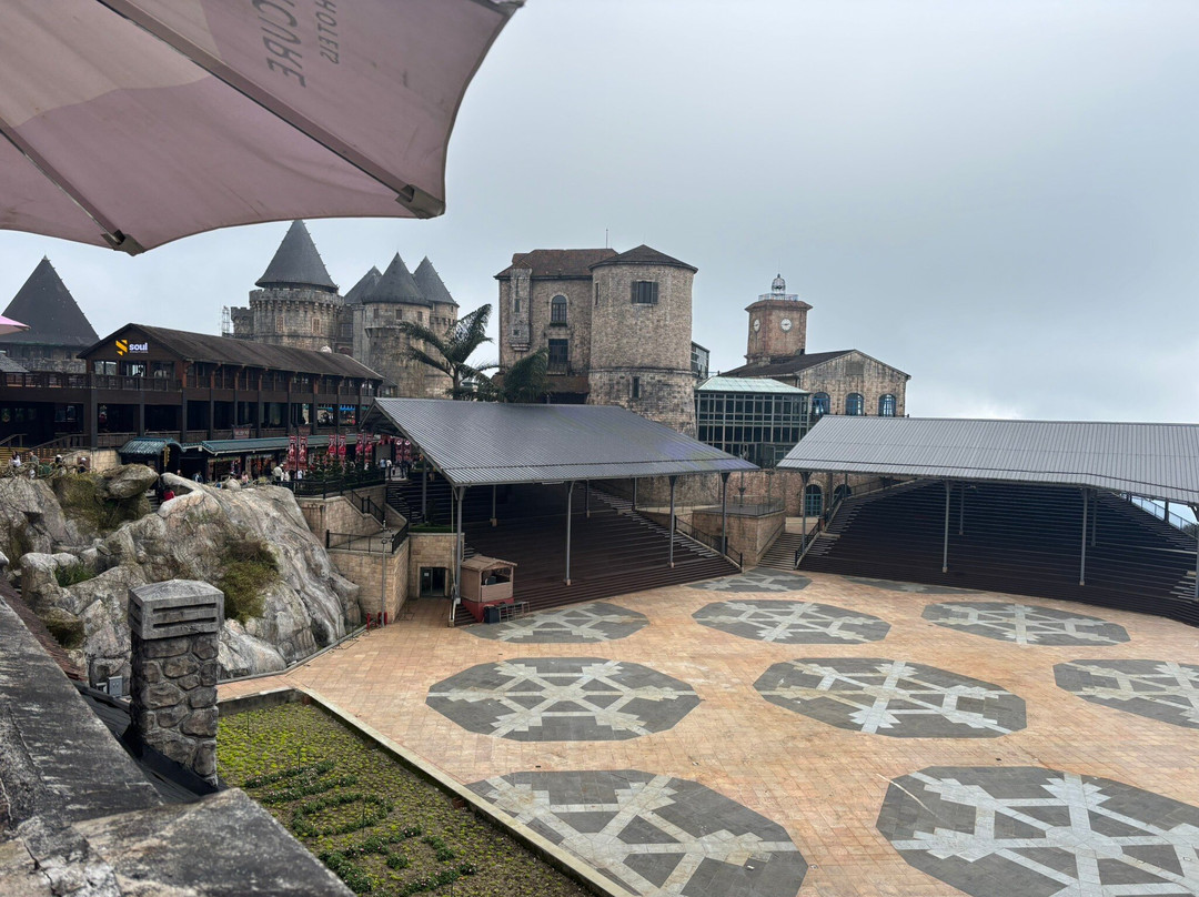 Sun World Ba Na Hills Cable Car-岘港必去景点
