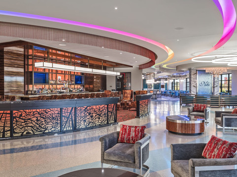 消防员娱乐场酒店主图