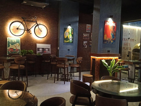 Mizar Restaurant & Lounge