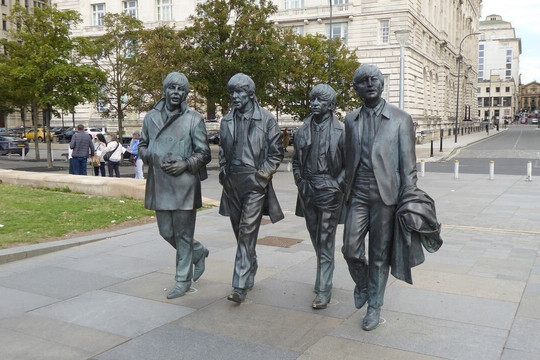 Beatles Statue-利物浦必去景点