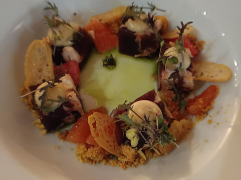 Le Pierre - Bistrot Chic