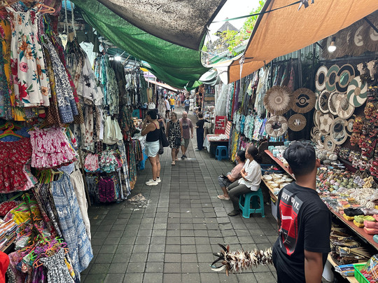 乌布市场-吉安雅必去景点