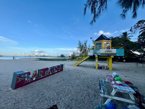 Browne's Beach-布里奇顿必去景点