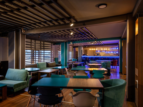 蓝天水疗酒店主图