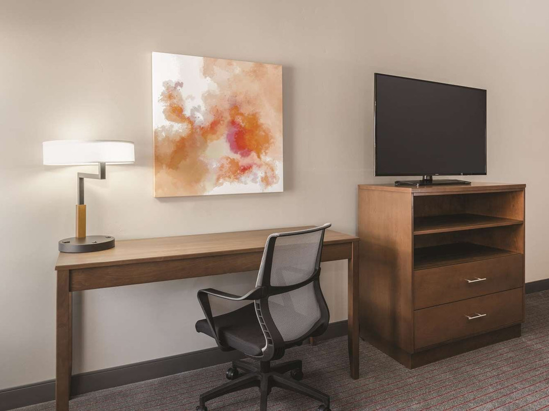 南约旦拉昆塔温德姆套房酒店主图