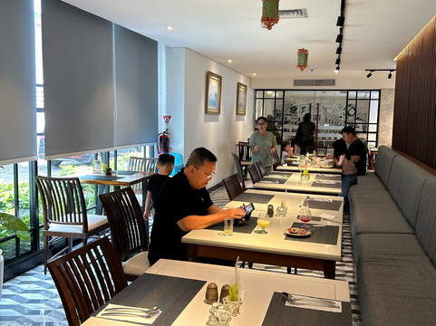 三宝拢科塔拉玛地铁公园景观酒店主图