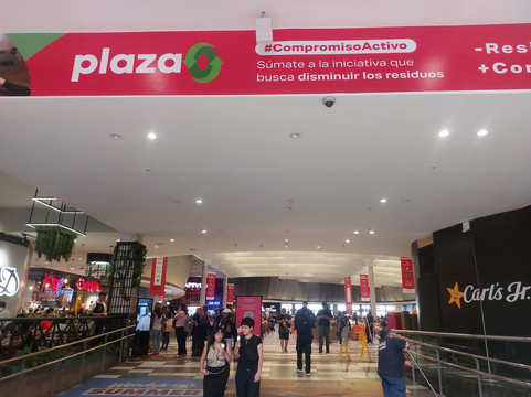 Cenco Costanera-圣地亚哥必去景点