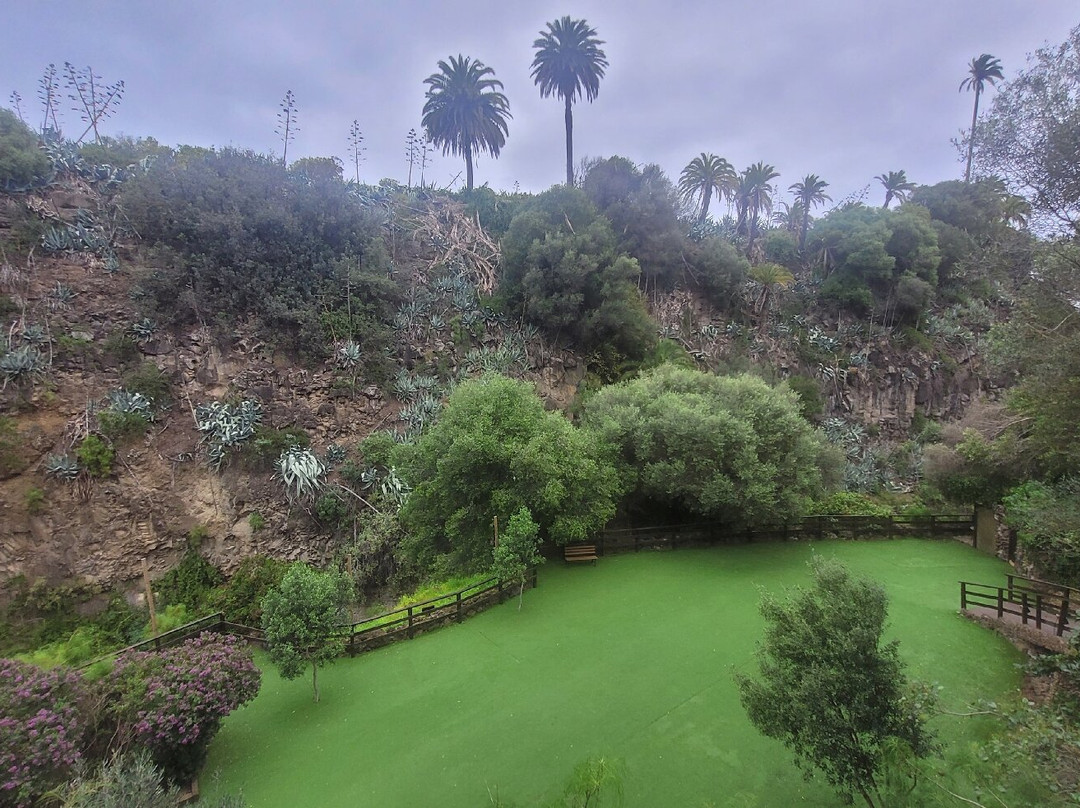 麦佩兹 LIVVO 乡村酒店主图