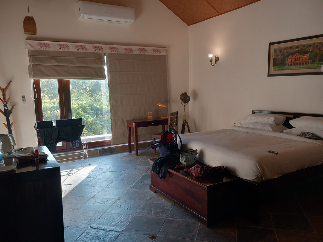 栾屯波考斯度假屋主图