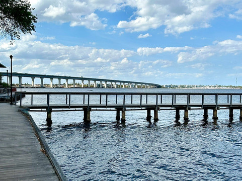 Riverwalk-斯图尔特必去景点
