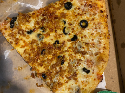 Caprinos Pizza Westbury