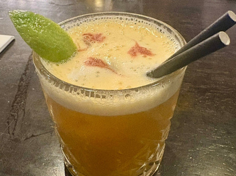 恩尼斯基伦酒店旅馆主图