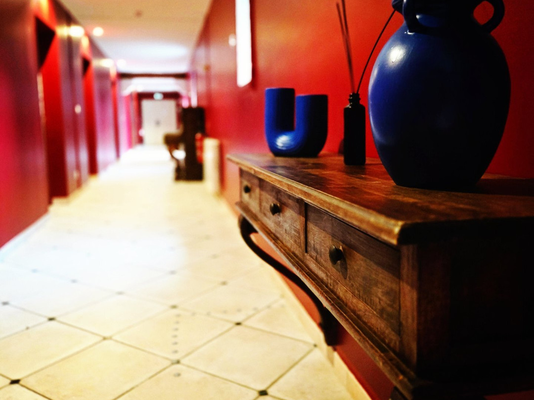 拉克洛斯普拉丁斯酒店主图