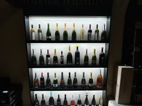 Castello Bonomi-科卡廖必去景点