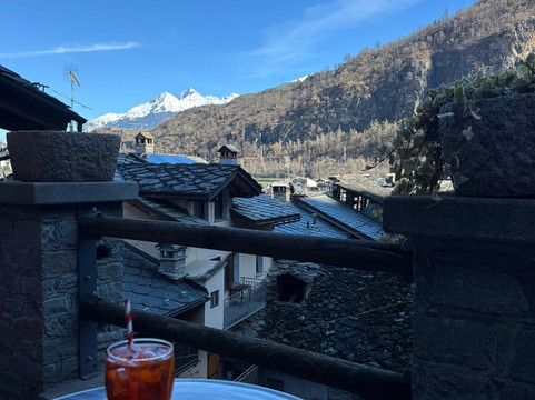 宝瑟约尔酒店主图