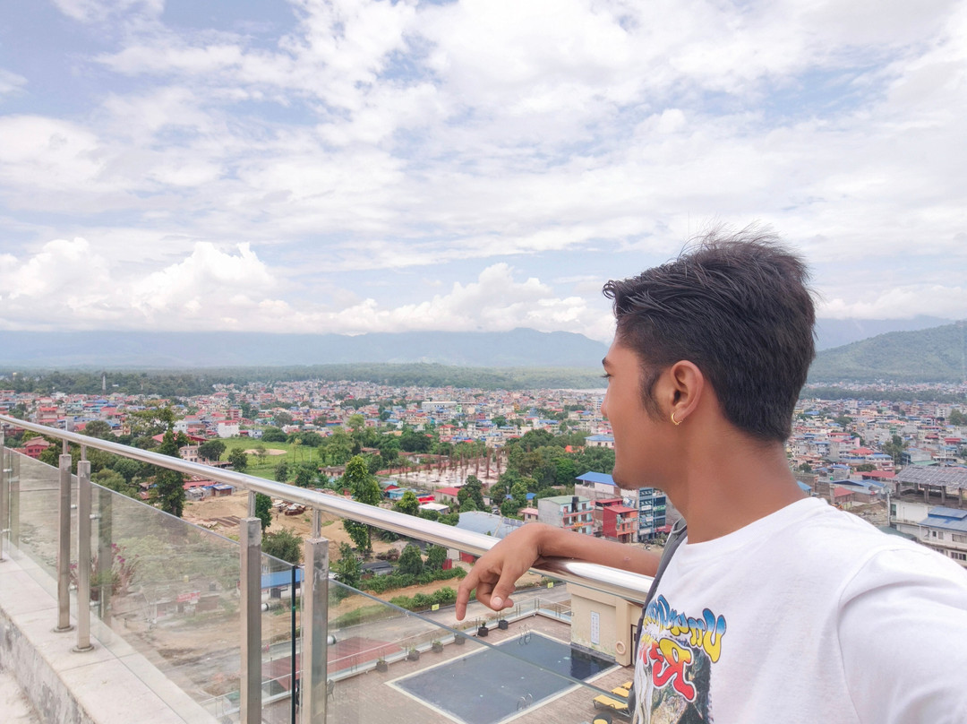 奇旺巴特拉布尔维万塔酒店主图