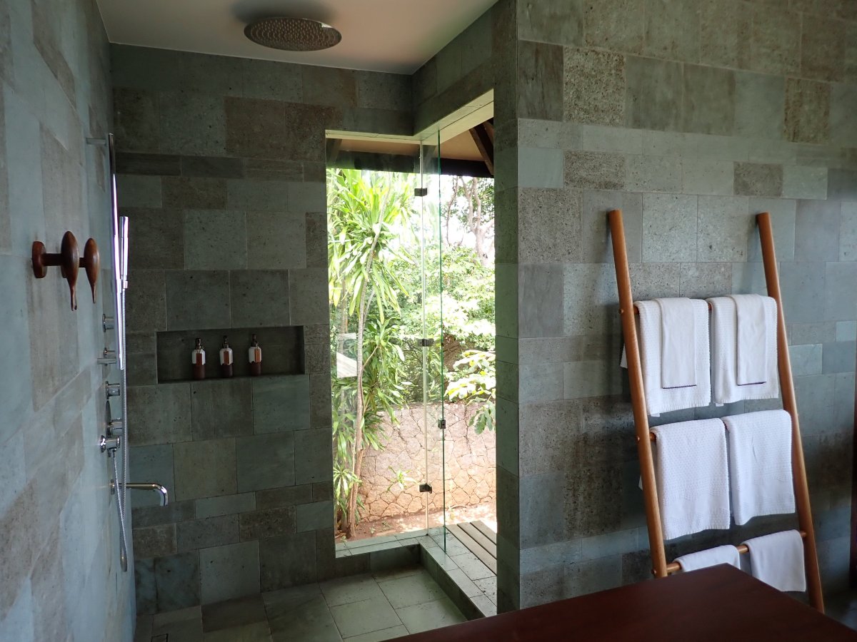 兹帕逊六善酒店-浴室