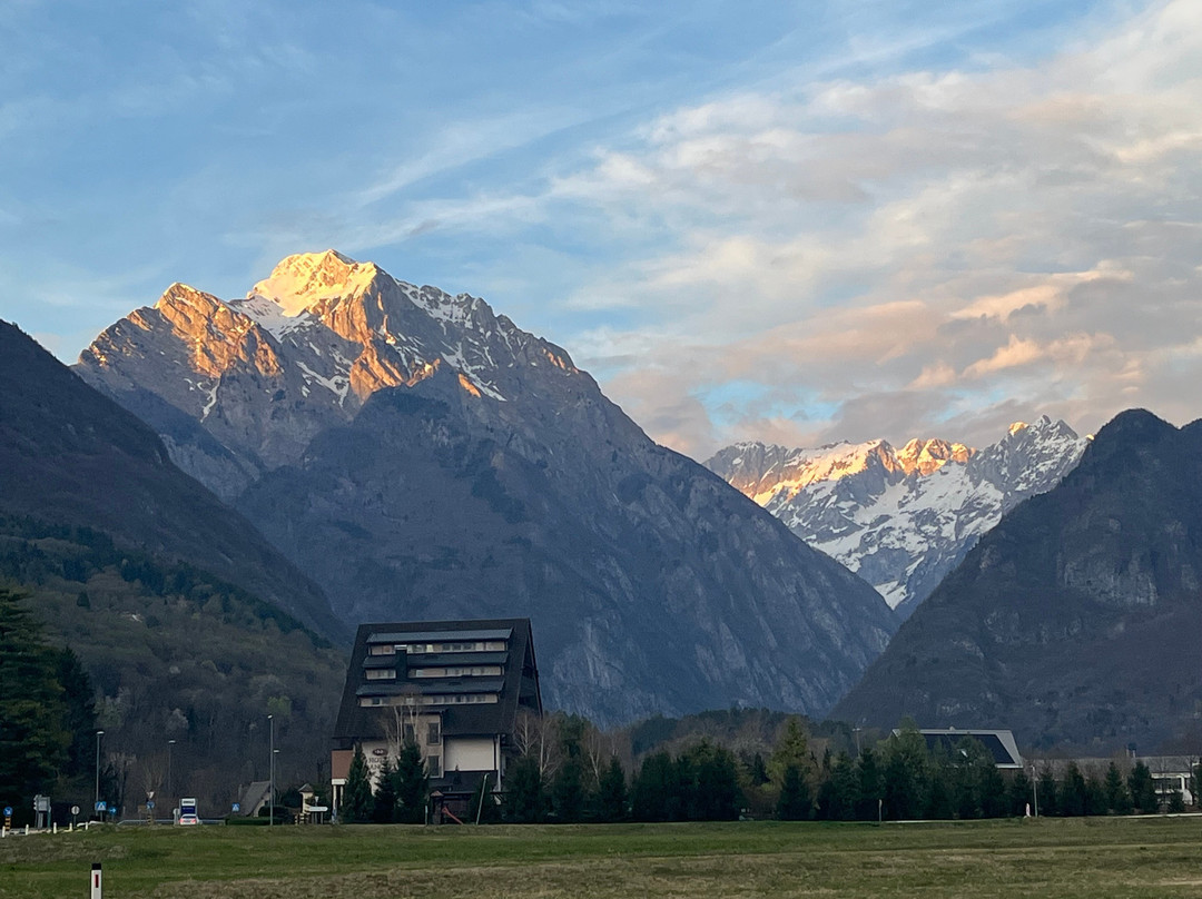 曼加特酒店主图