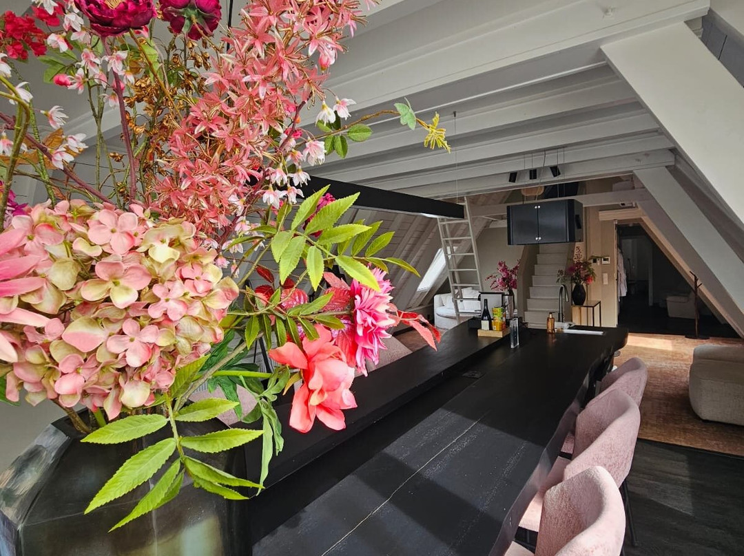 The River Suites主图