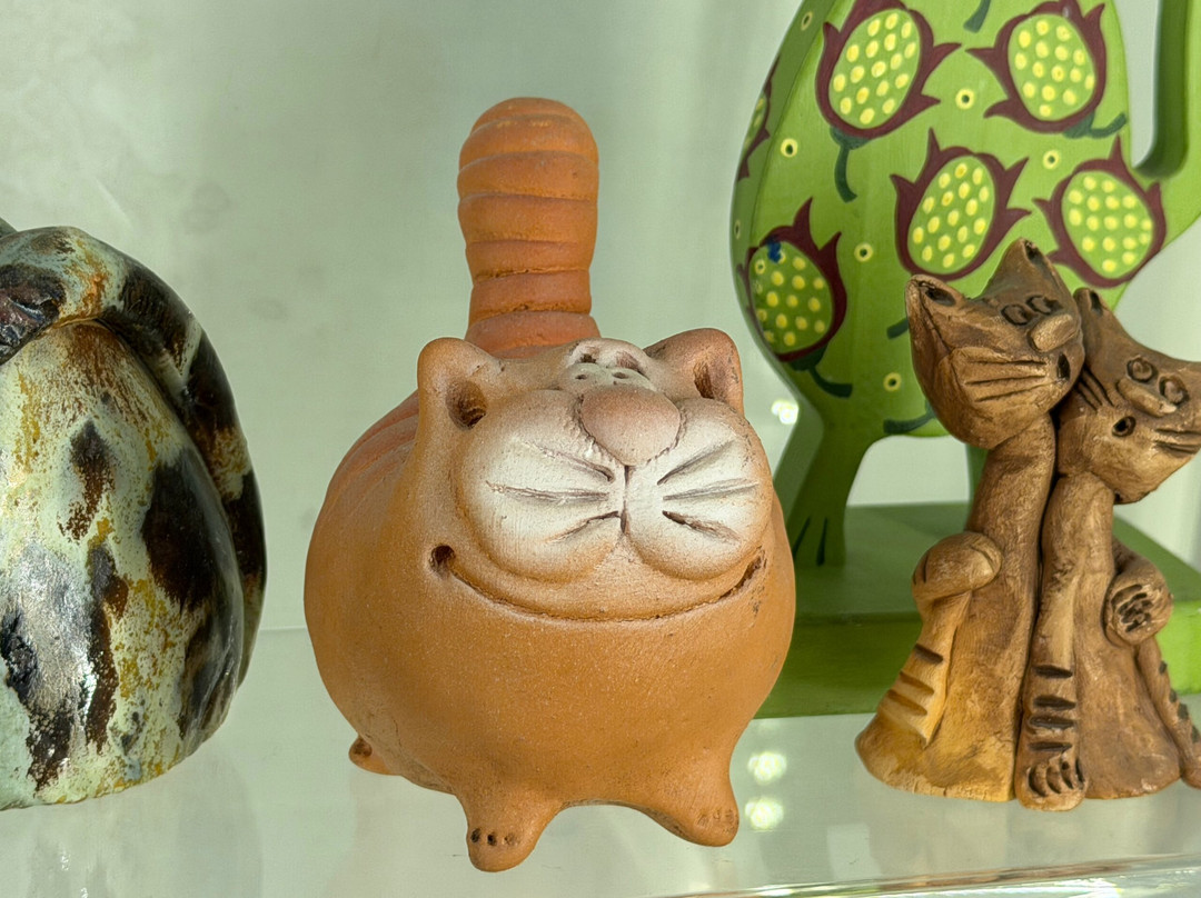 Murarium Art-Collection of Cats-泽列诺格拉茨克必去景点