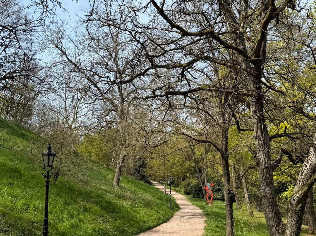 Schlosspark-巴特克罗伊茨纳赫必去景点