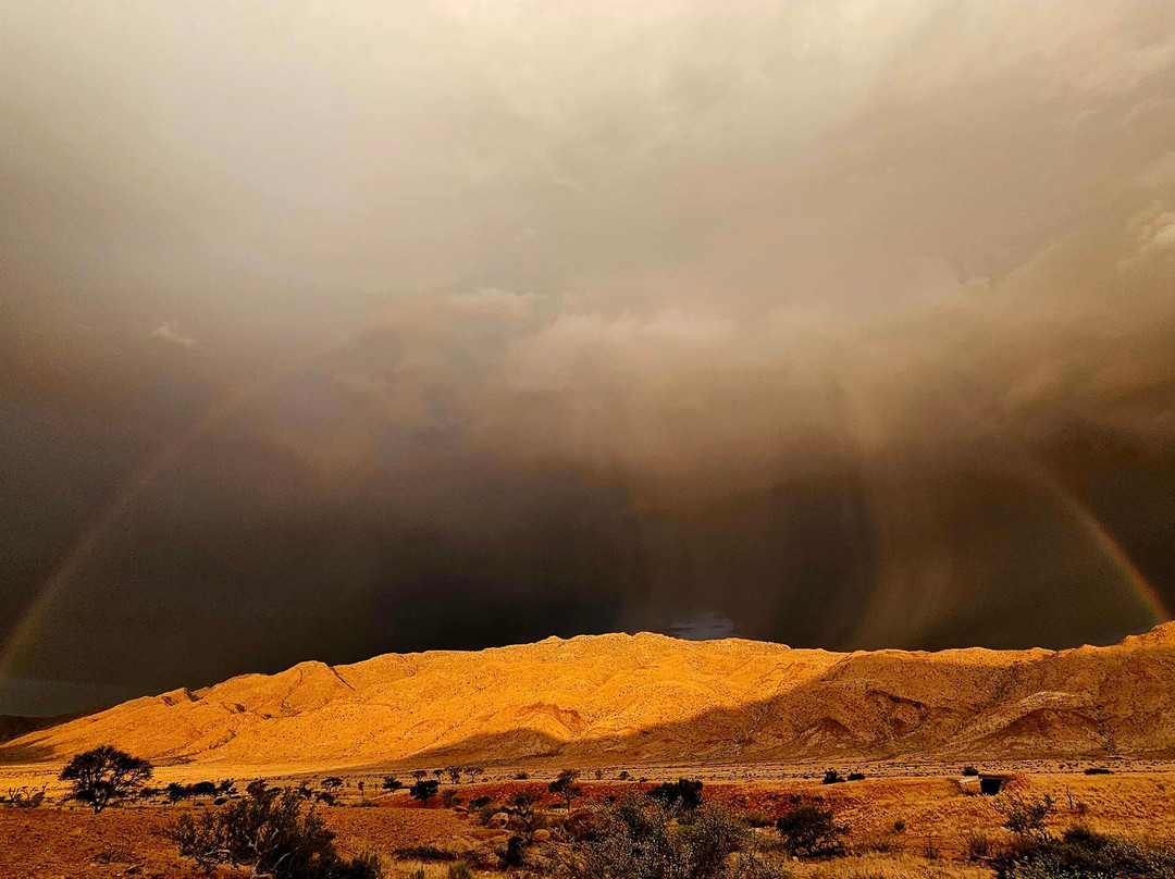 Barkhan Dune Retreat主图