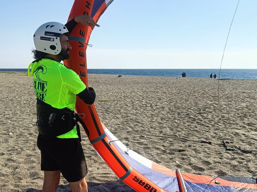 Blue Tribe Kitesurf & Wingfoil School-Pellaro必去景点