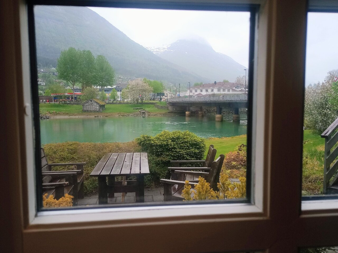 斯特林酒店主图