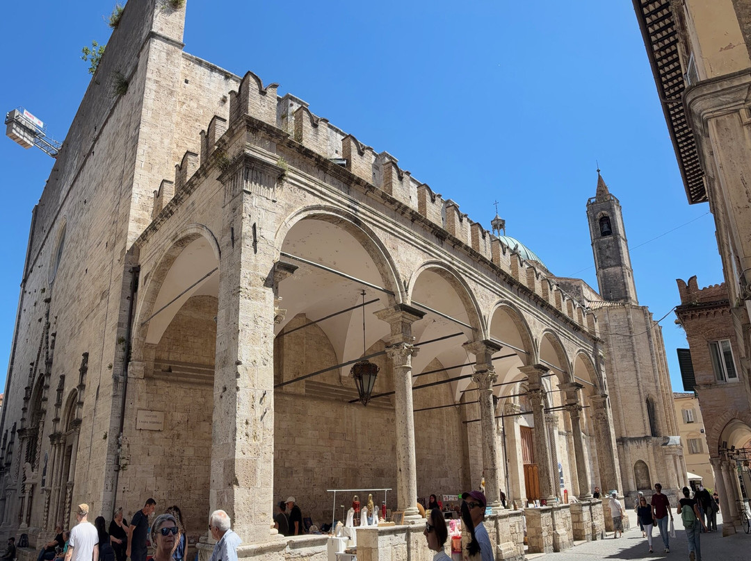 Piazza del Popolo-阿斯科利皮切诺必去景点