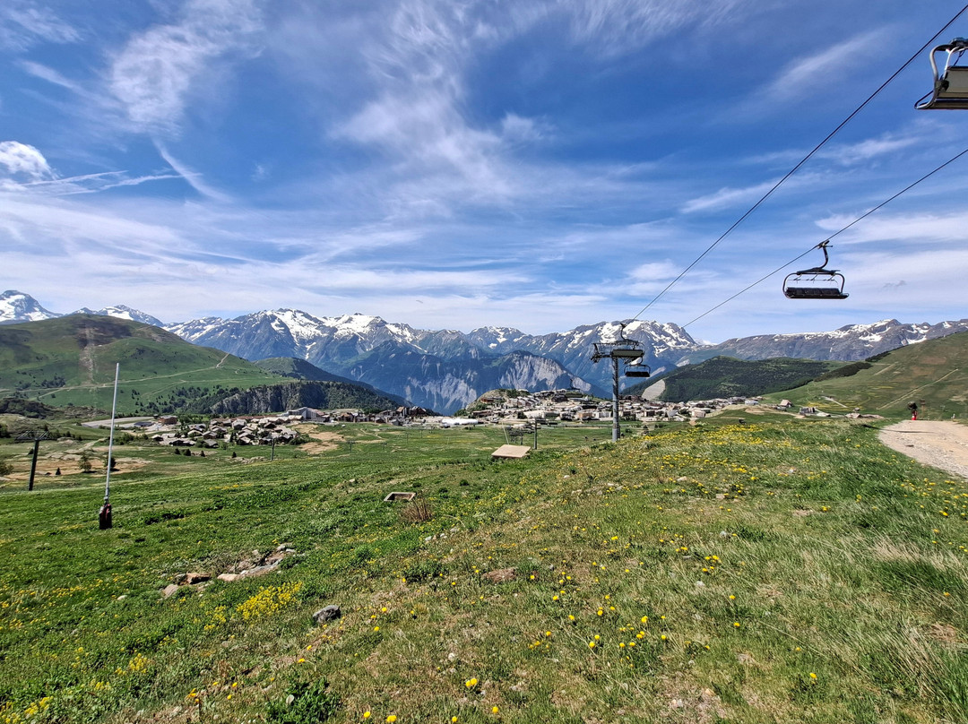 Alpe d'Huez-阿尔普迪埃必去景点
