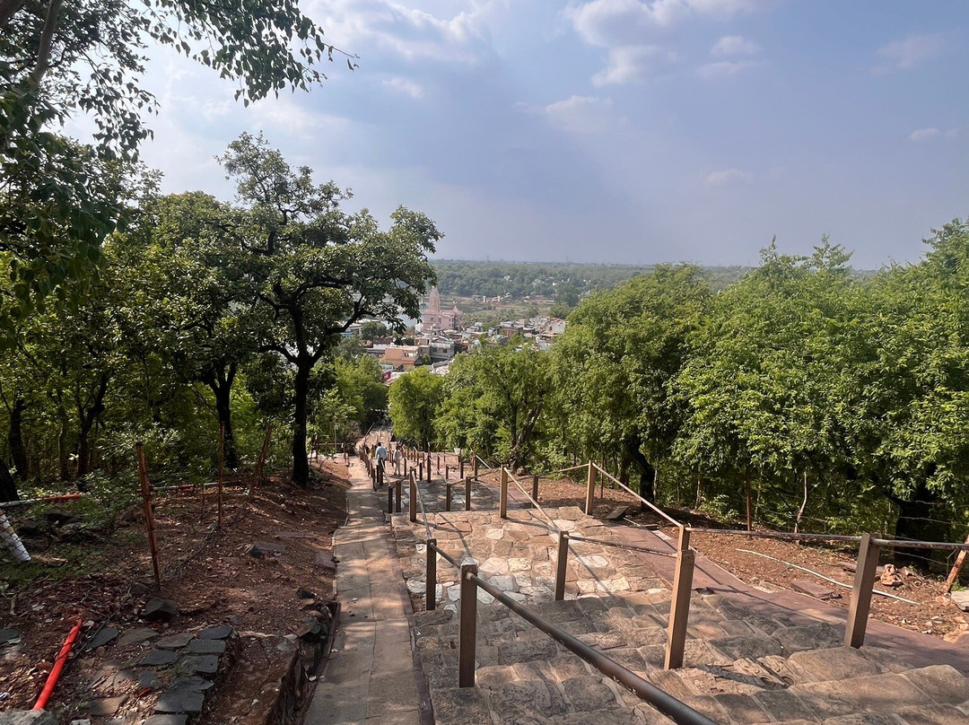 Chausat Yogini Temple-贾巴尔普尔必去景点