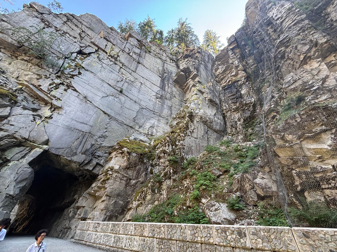 Othello Tunnels-霍普必去景点