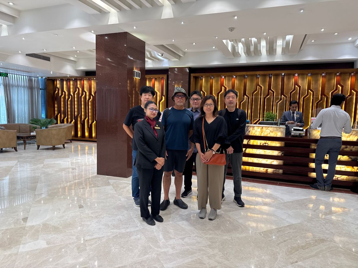 萨日娜酒店-旅行者