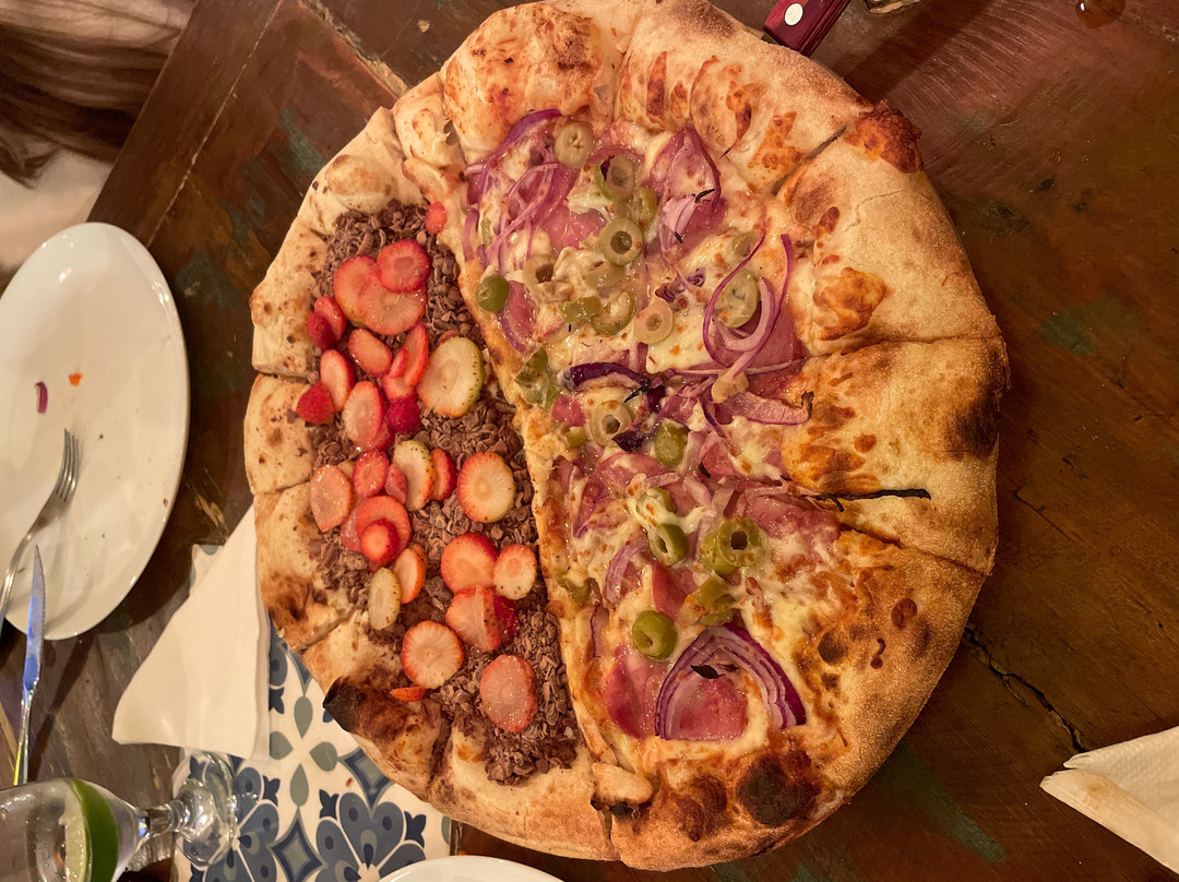 Santa Clarita Canela - Pizzaria