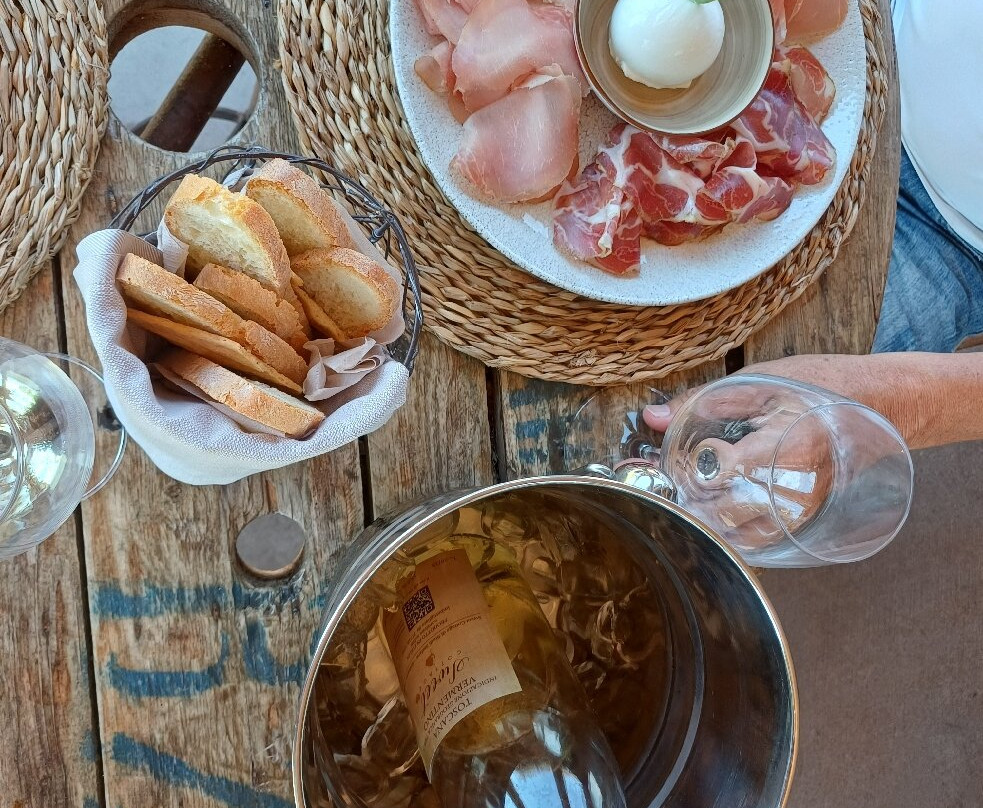 甜蜜小屋农庄酒店主图