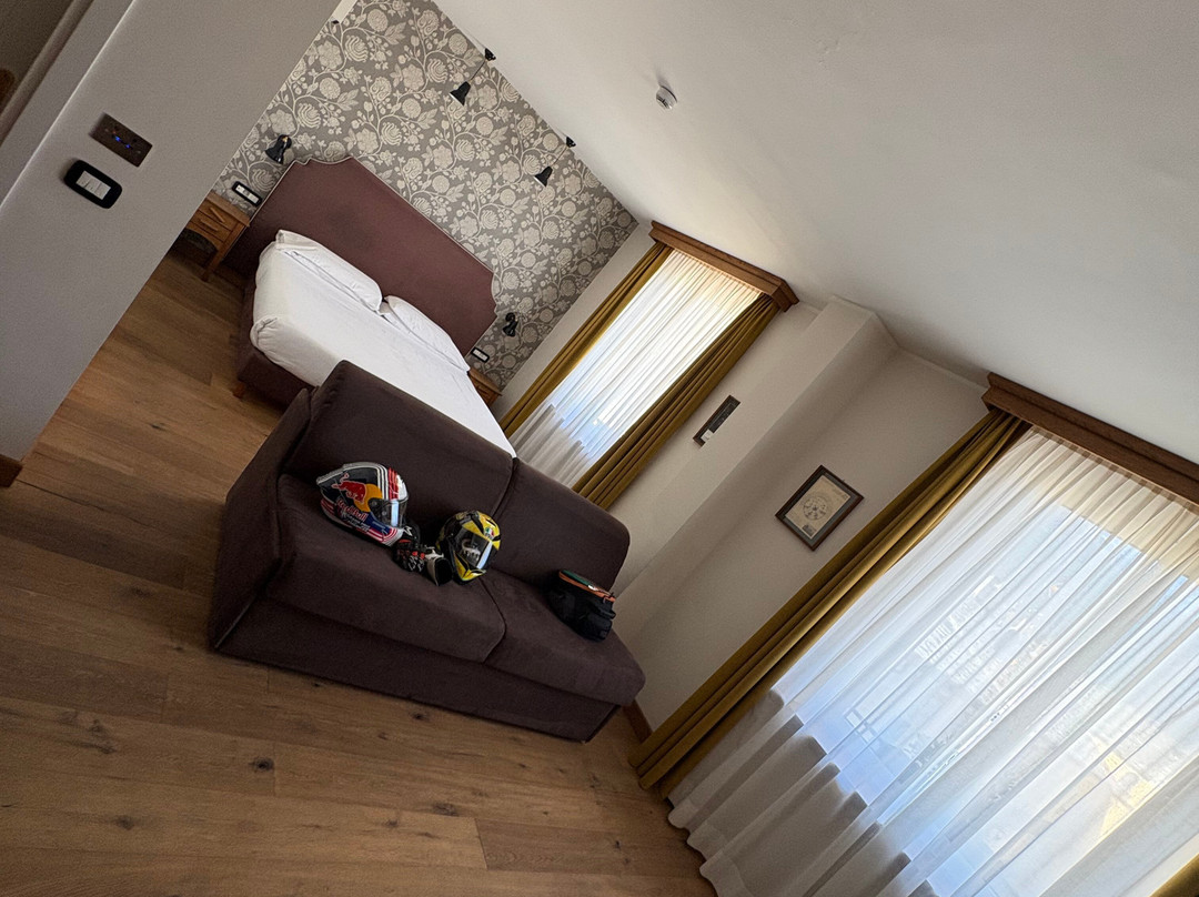 Duca D'Aosta Modern Retro Hotel主图