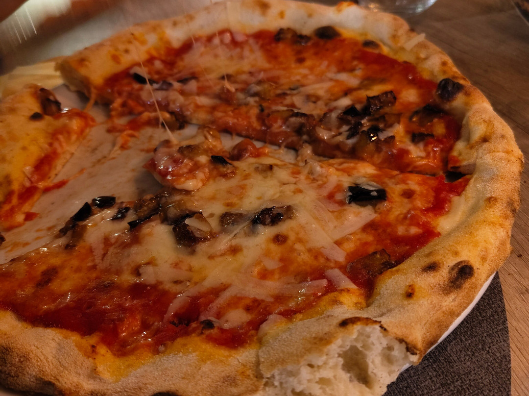 Èssenza - Pizza & Bistrot