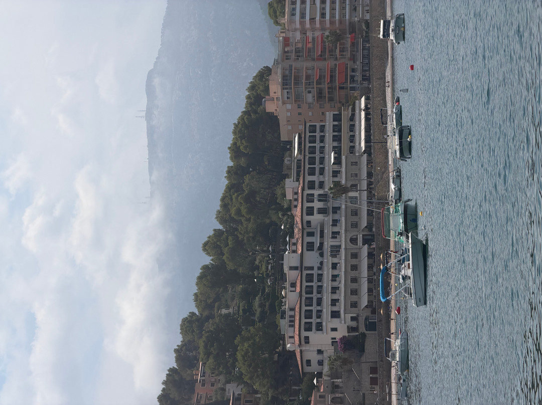 Perfect Charter-索列尔港必去景点