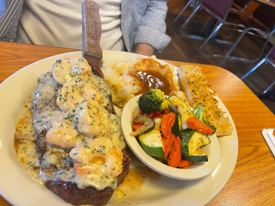 Mountain Oaks Cafe