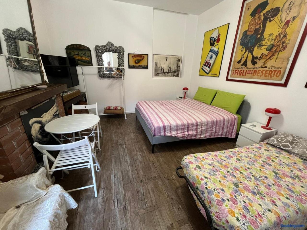 Room Saronno + B&B