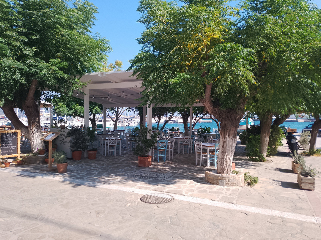 克吉斯湾酒店主图