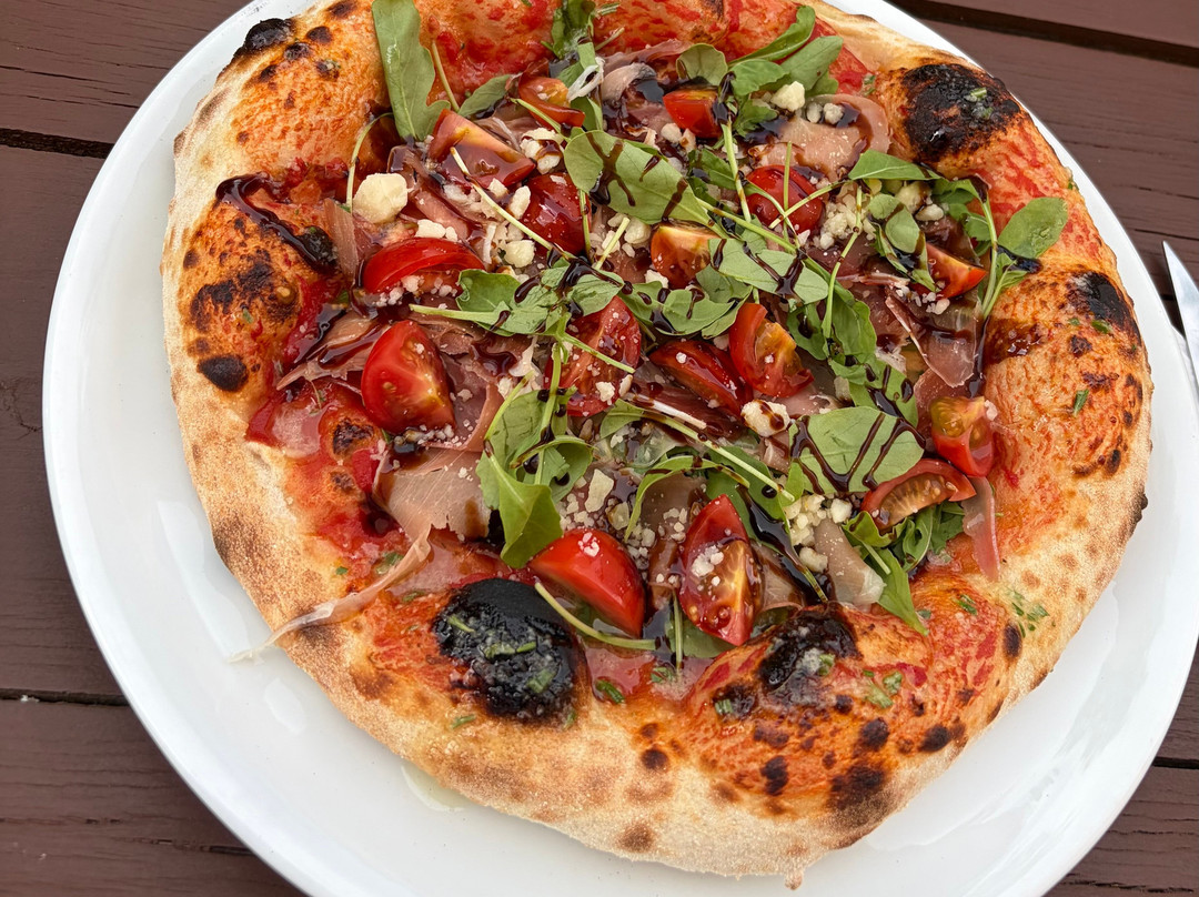 Bistro Luna Pizza