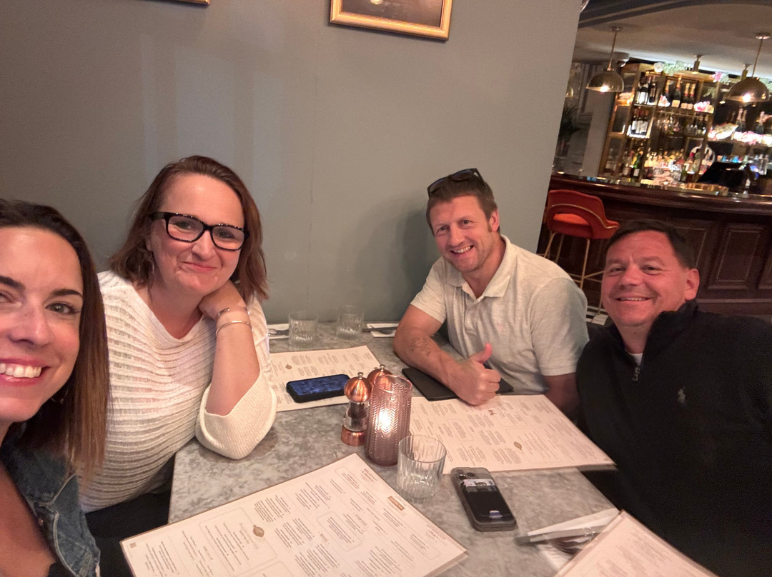 Browns Brasserie & Bar